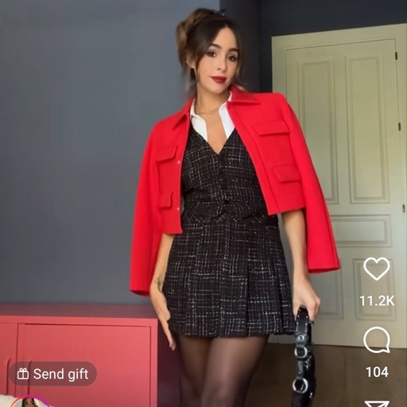 ZARA WOMEN RED SHORT CROPPED FLAP JACKET BLAZER WITH FLAPS - Picture 4 of 15